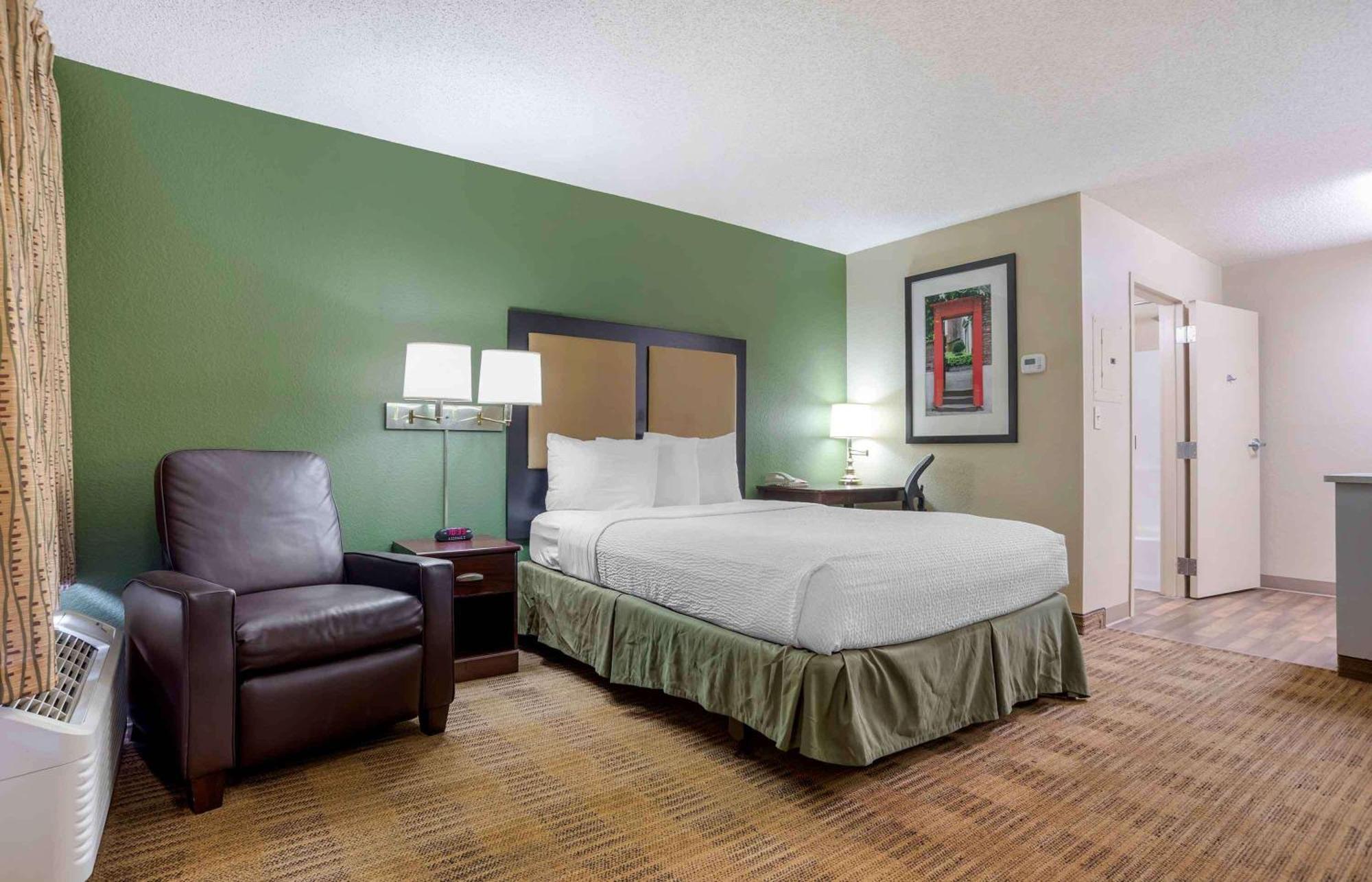 Extended Stay America Suites Washington Dc Germantown Town Center Exteriör bild